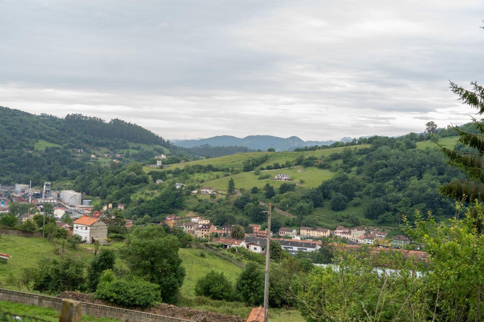 Casa Abuela Toni Villa Овиедо Екстериор снимка